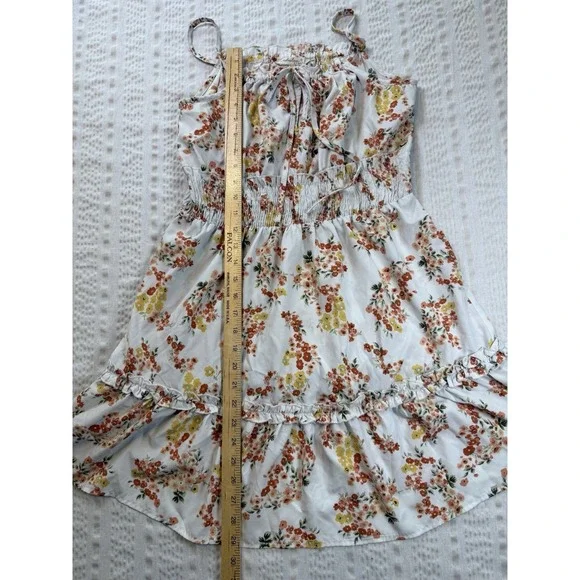Indigo Rd Floral Spaghetti Strap Mini Dress Womens Medium Smocked Waist Ruffle - Picture 2 of 6